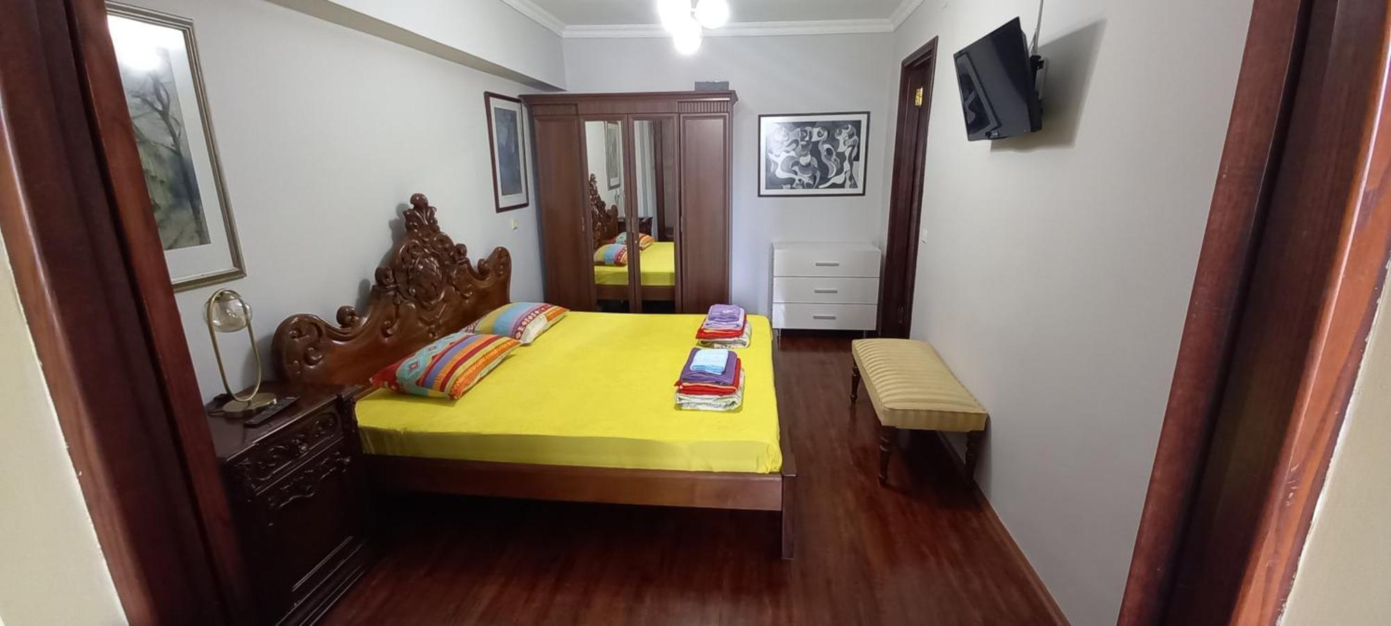 Lika'S Apartment 巴统 外观 照片